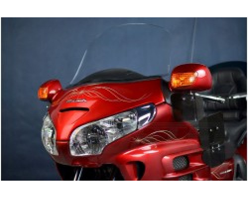 Motorcycle windshield HONDA GL 1800 Gold Wing STANDARD (61cm) Motorcycle windshield HONDA GL 1800 Gold Wing STANDARD (61cm)
