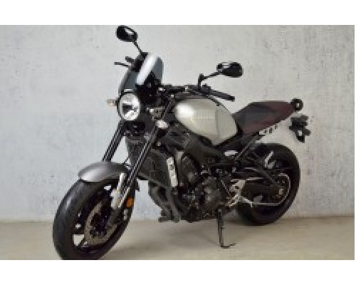 Motorcycle windshield YAMAHA XSR 900 NAKED Motorcycle windshield YAMAHA XSR 900 NAKED
