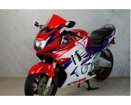 Motorcycle windshield HONDA CBR 600 RACING Motorcycle windshield HONDA CBR 600 RACING