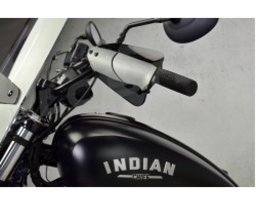Indian Chief Dark Horse Bobber Hand Deflectors